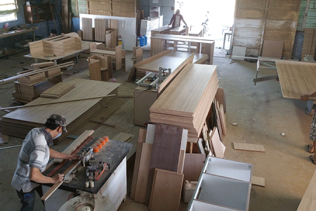 Xưởng sản xuất gỗ 